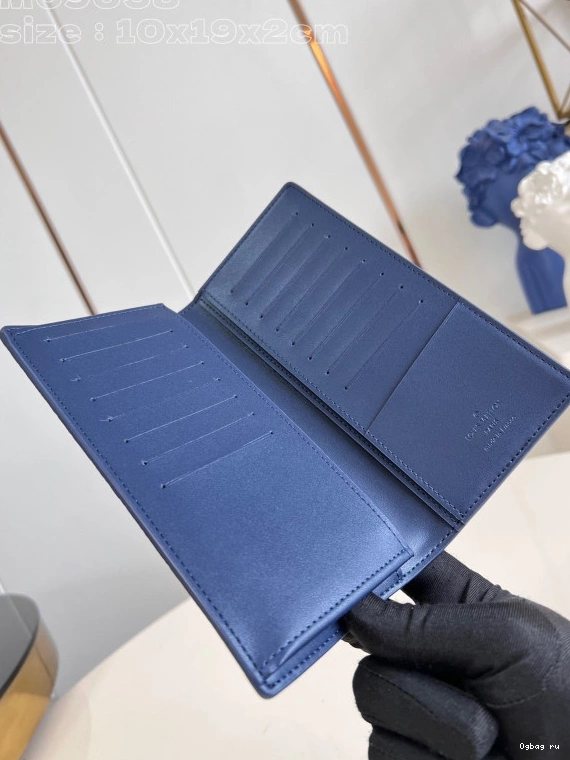 LOUIS WALLET-10*19*2cm BRAZZA VUITTON 0825